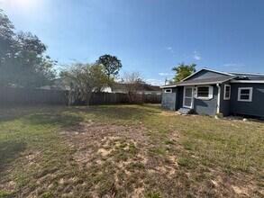 1106 E Magnolia Ave in Eustis, FL - Building Photo - Building Photo