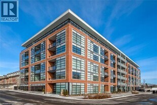 15 Prince Albert Blvd in Kitchener, ON - Building Photo