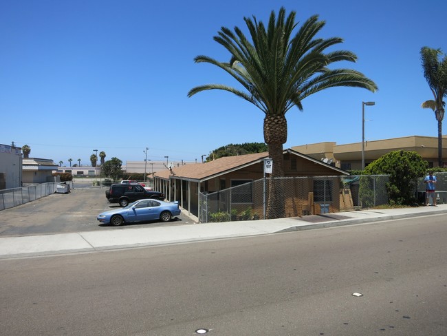 The Broadway Apartments in Chula Vista, CA - Building Photo - Building Photo