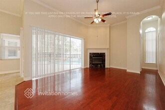 10117 Vista Pointe Dr in Tampa, FL - Building Photo - Building Photo
