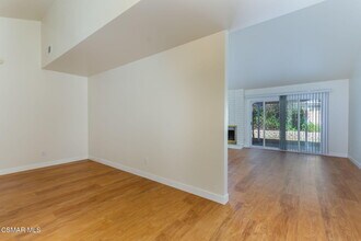 46 N Northam Ave in Thousand Oaks, CA - Building Photo - Building Photo