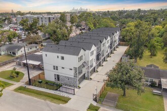 717 Janisch Rd in Houston, TX - Building Photo - Building Photo