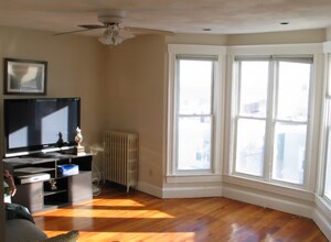 426 E 6th St in Boston, MA - Building Photo - Building Photo