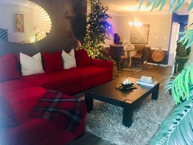 property at 3103 Patrick Henry Dr