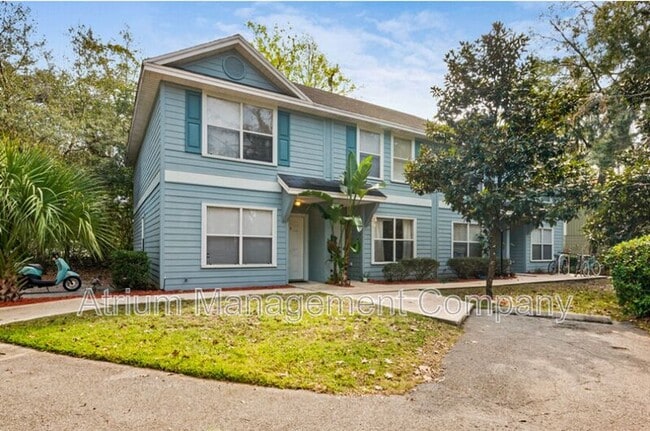 property at 622 SW 11th Ln