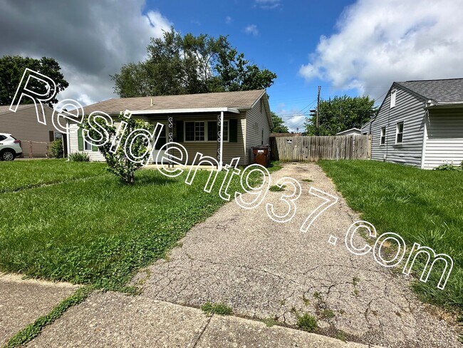49 Rockland Dr in Fairborn, OH - Building Photo - Building Photo
