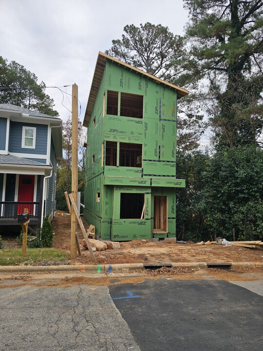 1729 Crest Rd in Raleigh, NC - Building Photo