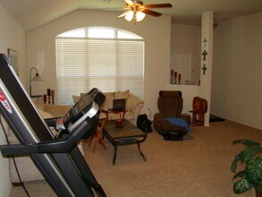 4012 Red Apple Terrace in Moore, OK - Building Photo - Building Photo