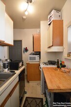 100 St Mary's St, Unit 8 in Boston, MA - Foto de edificio - Building Photo