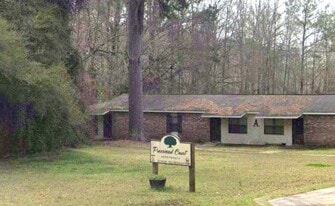 1433 Co Rd 187 in Lanett, AL - Building Photo