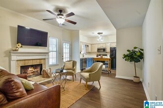 146 Sugar Dr in Pelham, AL - Building Photo - Building Photo
