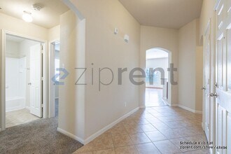 2034 Gray Fox Creek in San Antonio, TX - Building Photo - Building Photo
