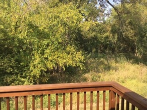 460 RJ Dr in Tiffin, IA - Building Photo - Building Photo