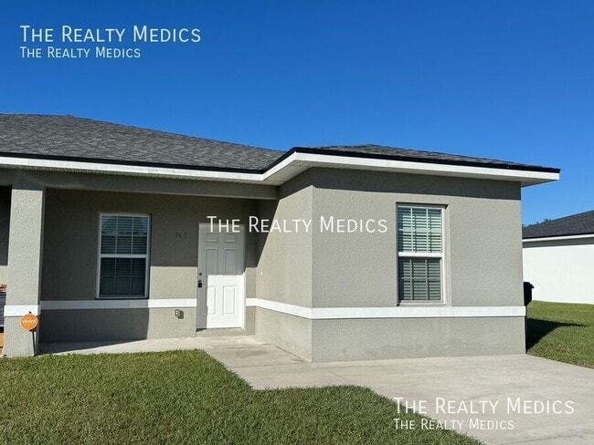 765 Platypus Ct in Kissimmee, FL - Building Photo - Building Photo