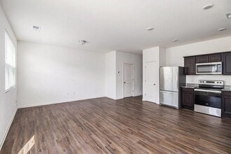 1049 Paddington Dr in Cartersville, GA - Building Photo - Building Photo
