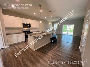 713 Hadstock Path in Zebulon, NC - Building Photo - Building Photo