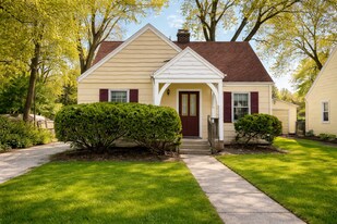 706 Foley Ave in Champaign, IL - Building Photo