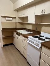 406 S Coeur d'Alene St-Unit -Apt B in Spokane, WA - Foto de edificio - Building Photo