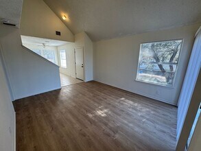 2305 Lazy Ridge Dr in Killeen, TX - Building Photo - Building Photo