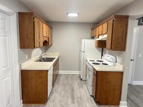 1233 Village in Cleveland, TN - Building Photo - Building Photo