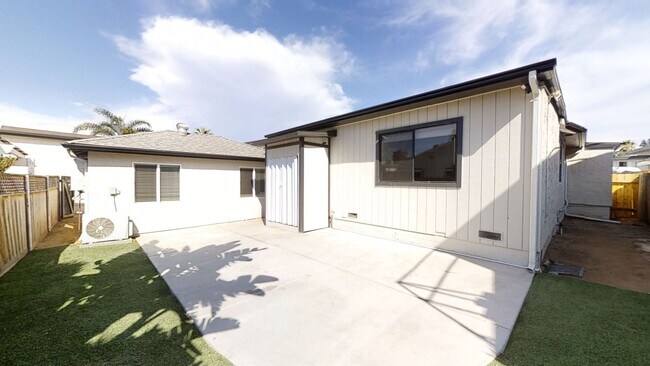 4980-4982 Catoctin Dr in San Diego, CA - Building Photo - Building Photo