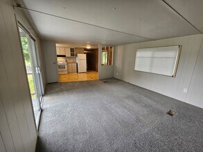 28775 SE Eagle Creek Rd in Estacada, OR - Building Photo - Building Photo