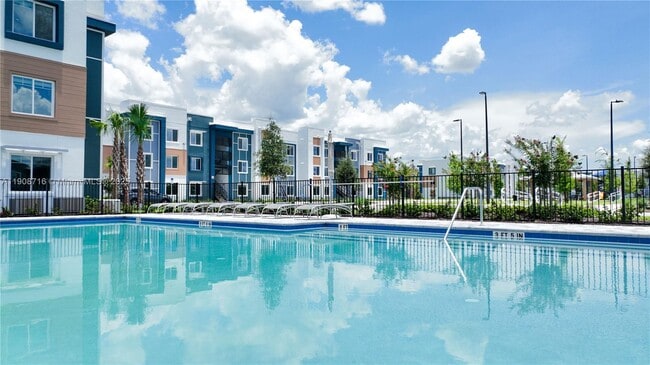 1481 Hawk Trce Lp in Kissimmee, FL - Building Photo - Building Photo