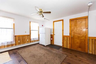 42 Bentley St in Woonsocket, RI - Building Photo - Building Photo