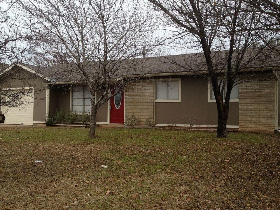 5603 Wellington Dr in Austin, TX - Building Photo