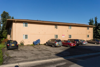 Park Place Apartments in Anchorage, AK - Building Photo - Building Photo