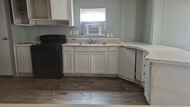 6545 GA-42 in Rex, GA - Building Photo - Building Photo