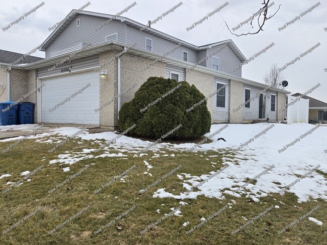 property at 10702 Pike St