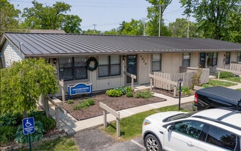 Amhurst Apartments in Toledo, OH - Building Photo - Building Photo