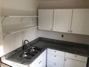 76 S Adolph St in Akron, OH - Building Photo - Building Photo