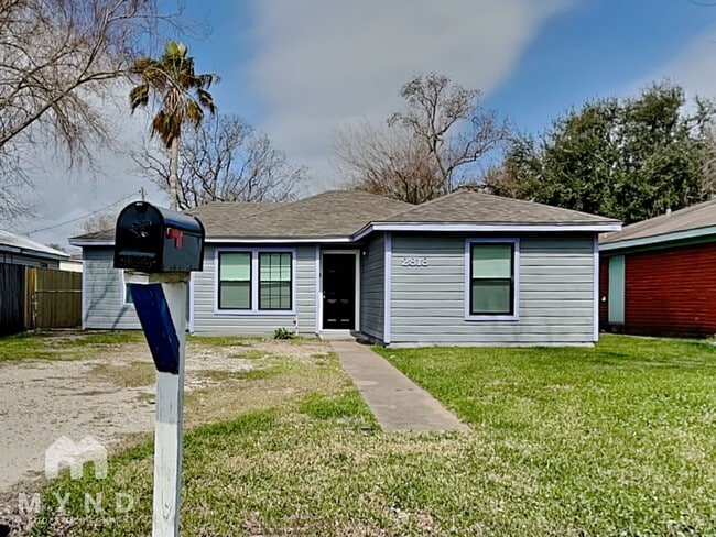 property at 2818 4th Ave N