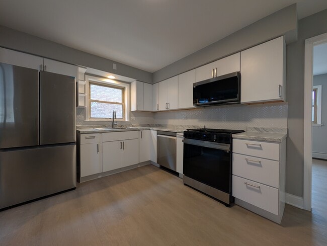 property at 4222 N Keystone Ave