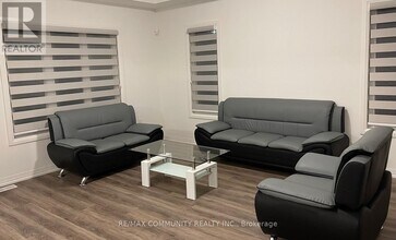 189 Bur Oak Dr in Thorold, ON - Building Photo - Building Photo