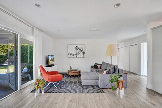 1299 SW 9th St in Boca Raton, FL - Building Photo - Building Photo