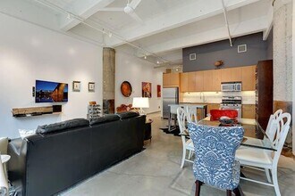 700 N Washington Ave in Minneapolis, MN - Foto de edificio - Building Photo