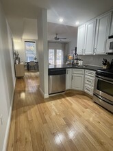 221 Race St, Unit Apt 4 in Philadelphia, PA - Building Photo - Building Photo