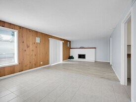 9700 E Iliff Ave in Denver, CO - Building Photo