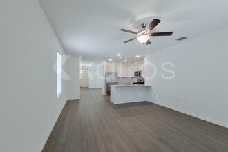 32021 Katelin Cir in Leesburg, FL - Building Photo - Building Photo