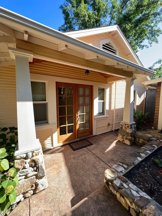 108 Richardson St in Grass Valley, CA - Building Photo