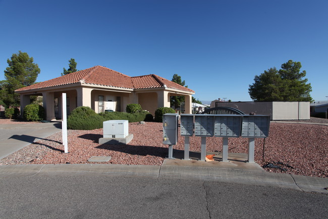 Country Club Village Mobile Home Park in Henderson, NV - Building Photo - Building Photo