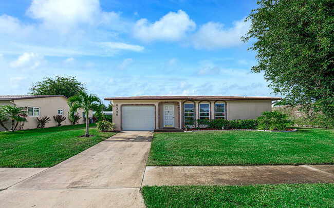 6396 Sleepy Willow Way in Delray Beach, FL - Foto de edificio - Building Photo