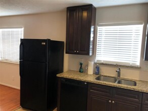 11846 Amblewood Dr in Stafford, TX - Building Photo - Building Photo