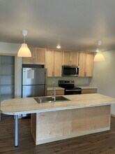 455 Century Pl, Unit 304 in Onalaska, WI - Building Photo - Building Photo