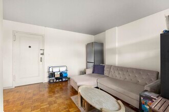 6515 JFK Blvd E in West New York, NJ - Building Photo - Building Photo