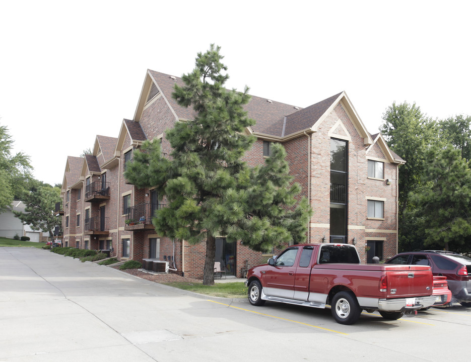 Cryer Place Apartments in Omaha, NE - Foto de edificio