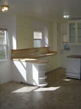 2204 Castro St in Martinez, CA - Building Photo - Building Photo